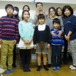 アレクサンダーテクニーク教師かわかみひろひこ、埼玉のピアノ教室に出張グループレッスン