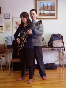エレキギターの演奏
